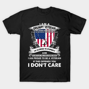 I Am A Grumpy Veteran I Was Born In November My Oath Of Enlistment Has No Expiration Date T-Shirt